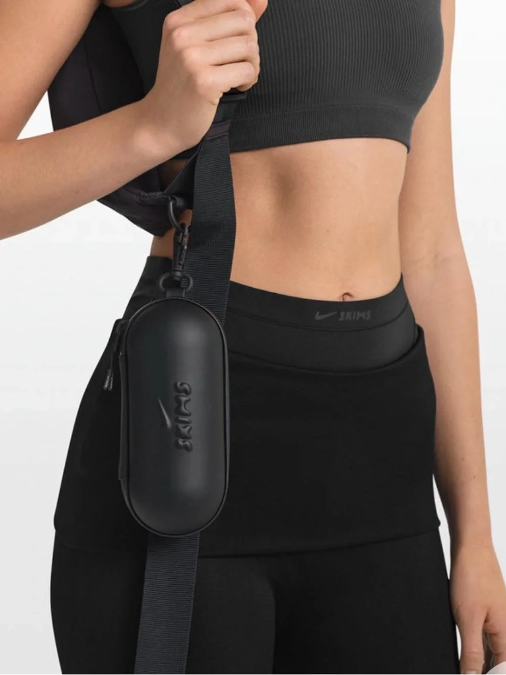 SKIMS nikeskims hardshell